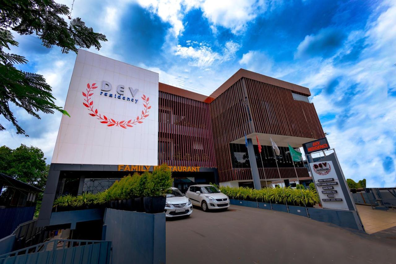 Hotel Dev Residency à Thiruvananthapuram Extérieur photo