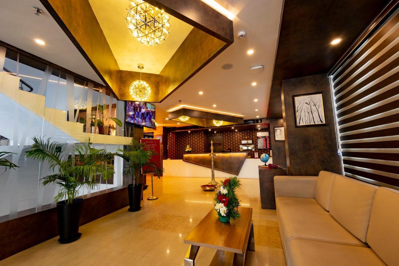 Hotel Dev Residency à Thiruvananthapuram Extérieur photo