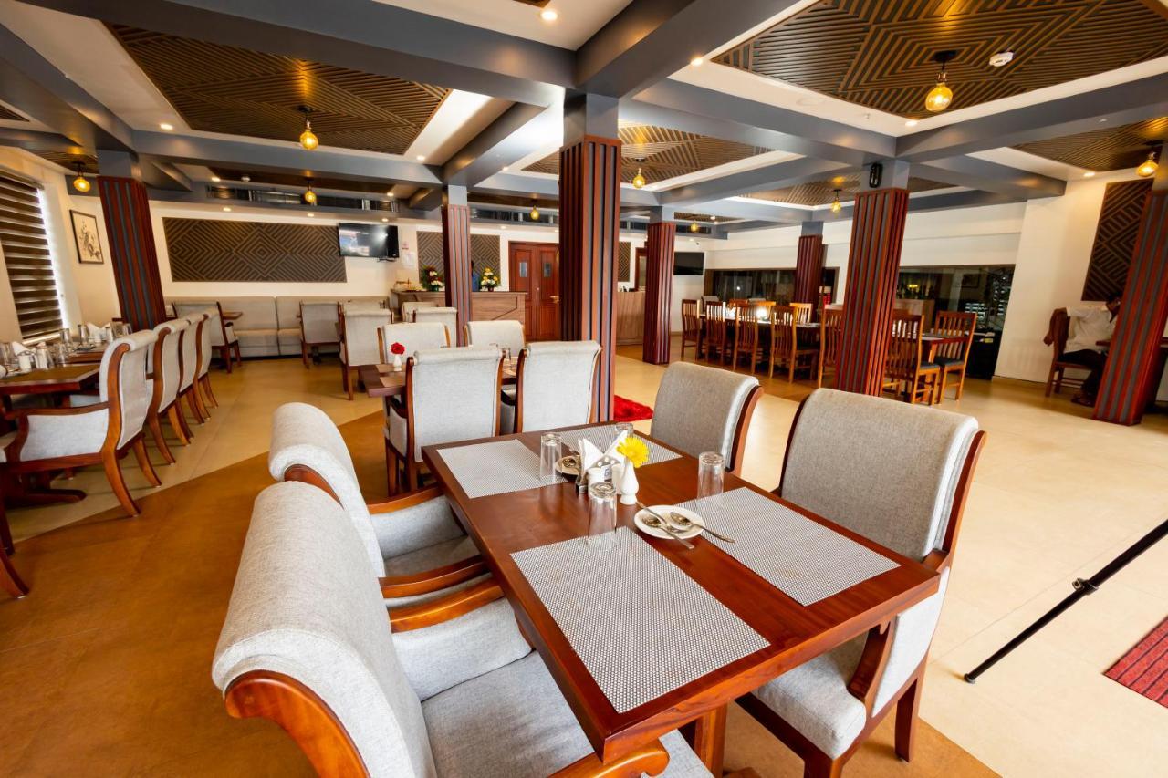 Hotel Dev Residency à Thiruvananthapuram Extérieur photo