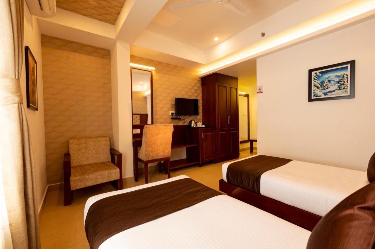 Hotel Dev Residency à Thiruvananthapuram Extérieur photo