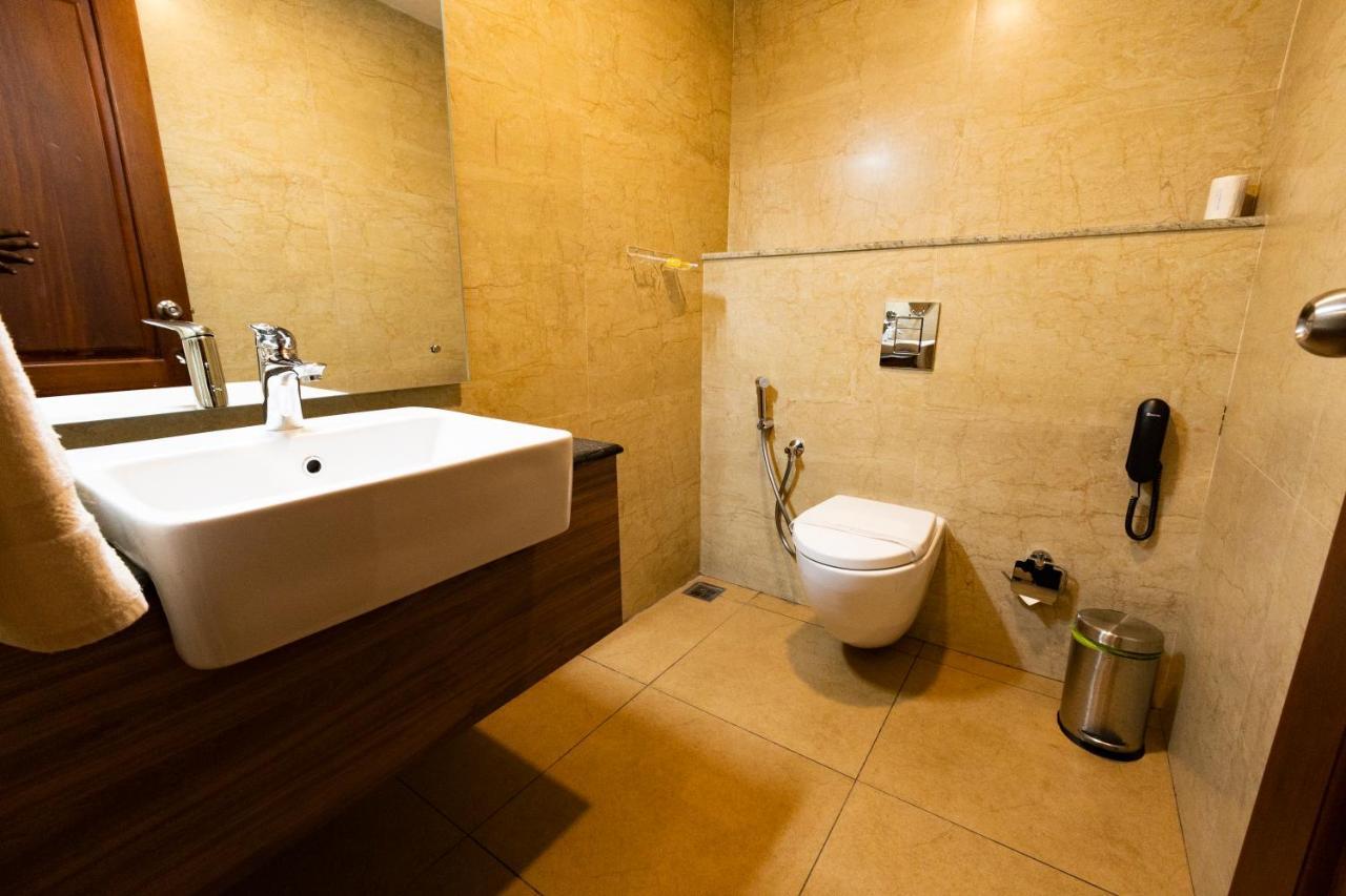 Hotel Dev Residency à Thiruvananthapuram Extérieur photo