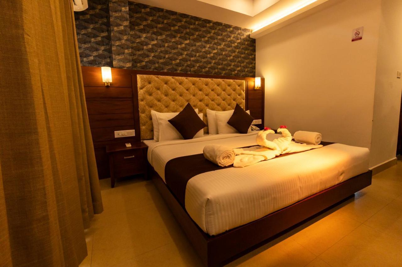 Hotel Dev Residency à Thiruvananthapuram Extérieur photo