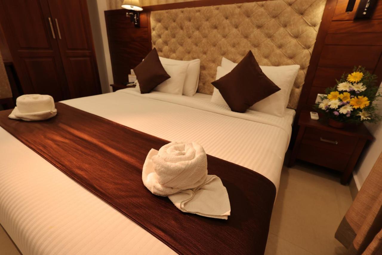 Hotel Dev Residency à Thiruvananthapuram Extérieur photo
