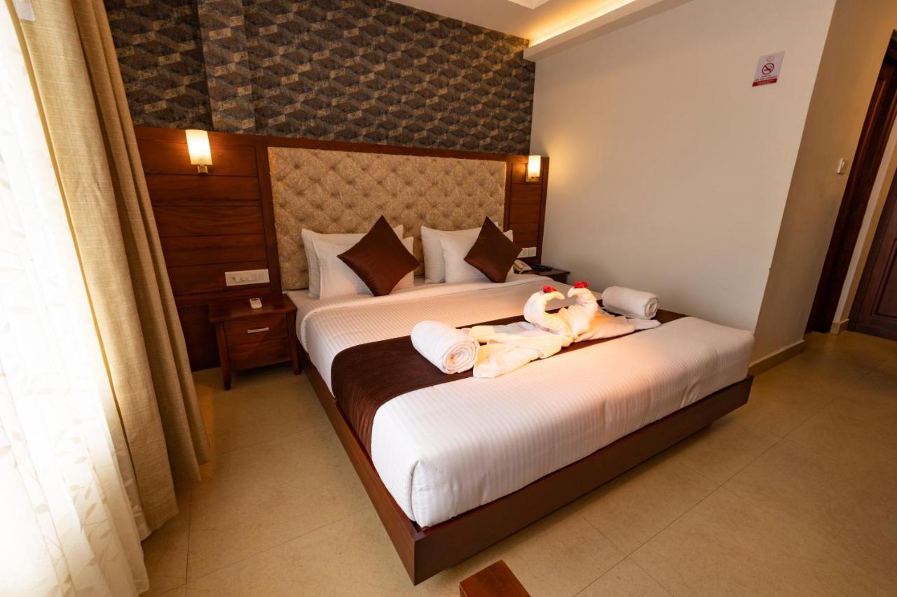 Hotel Dev Residency à Thiruvananthapuram Extérieur photo
